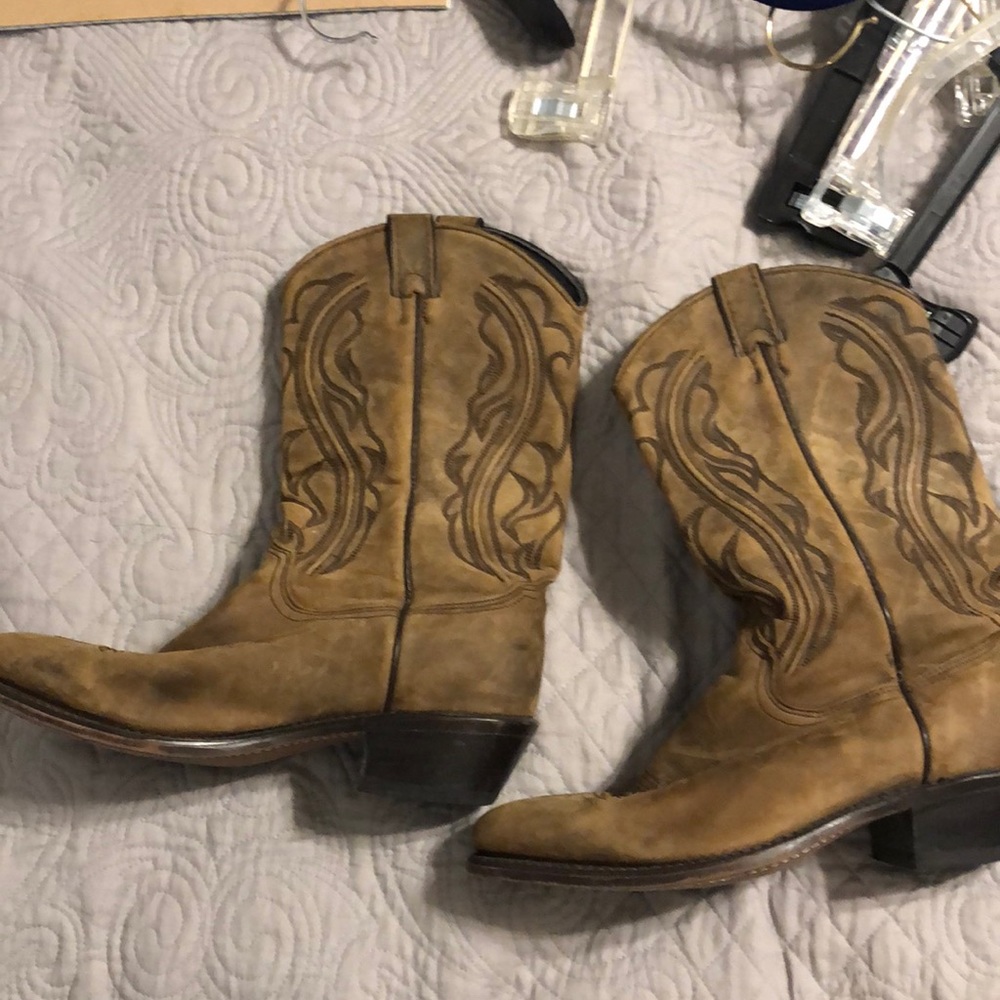 Men’s cowboy boots